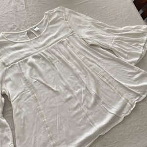 Old navy | white bell sleeve | women’s L